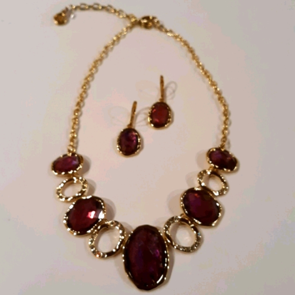 Necklace set